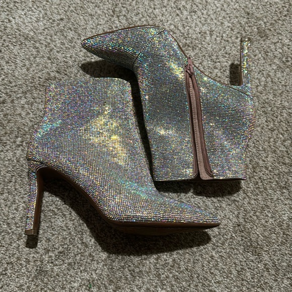 Gianni Bini diamond boots! - Picture 2 of 5